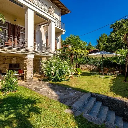 アパート Carolina